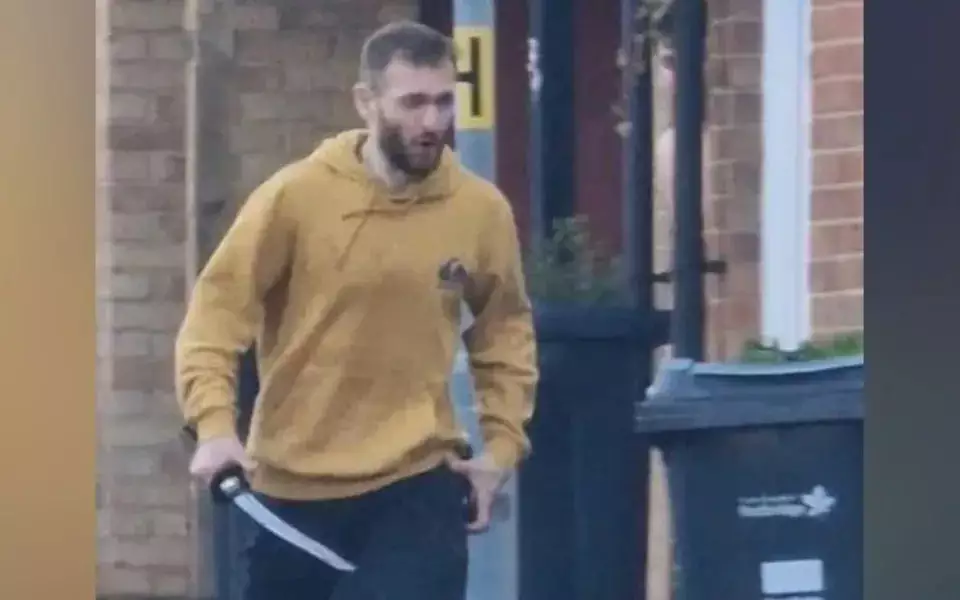 Ataque de Espada -Londres