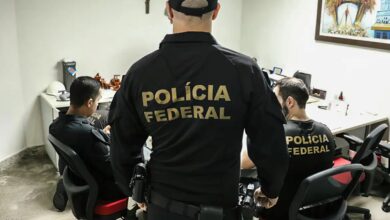Polícia