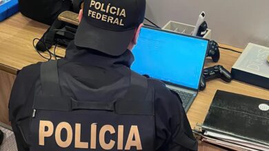 Polícia